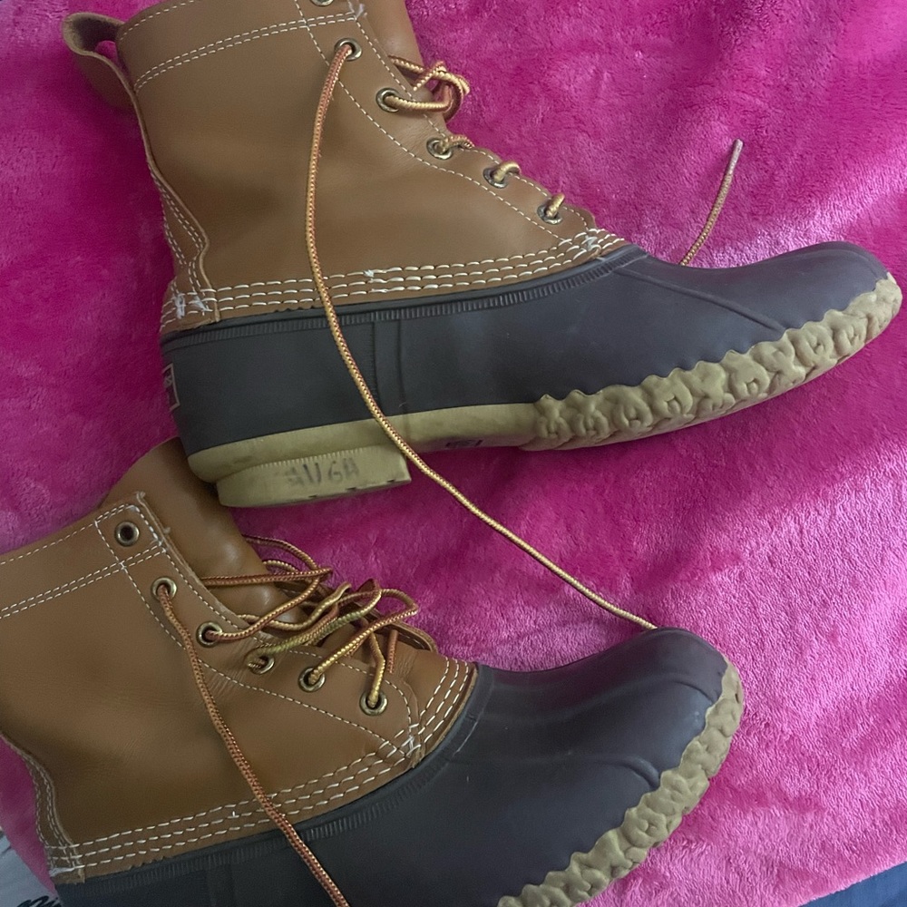 LL Bean Boot Size 9 Women’s Unlined